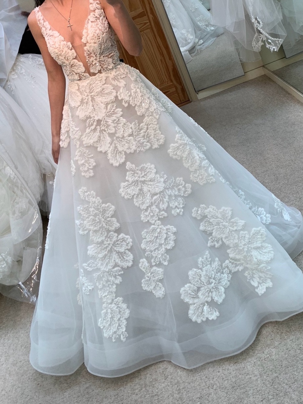 Bridal A-Line Lace Appliqué Wedding Gown - White